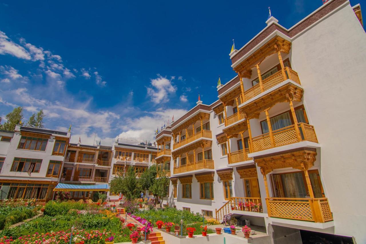 Hotel Jigmet, Leh Esterno foto